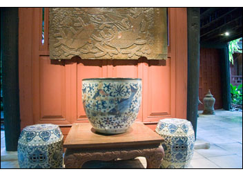 JimThompson'sHouseVase