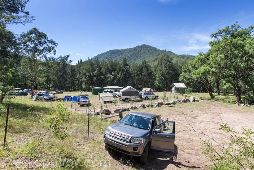 Cox's River Campground. The local fire brigade have helped the six Foot Track Marathon and are entitled to drive in the campground. Not so for poor Vesko who has to drag all camping gear from the car to the camping spot.