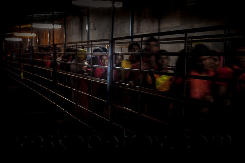 Inside I see hundreds of Indian people lining up to see the eternal flame.