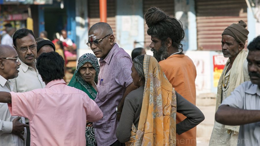 Some people on the streets of Madurai.