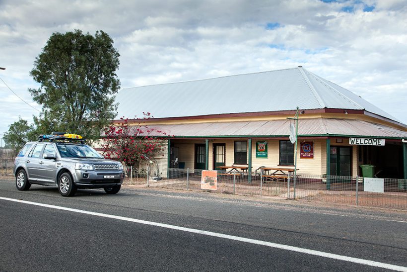 Some Road Pub.