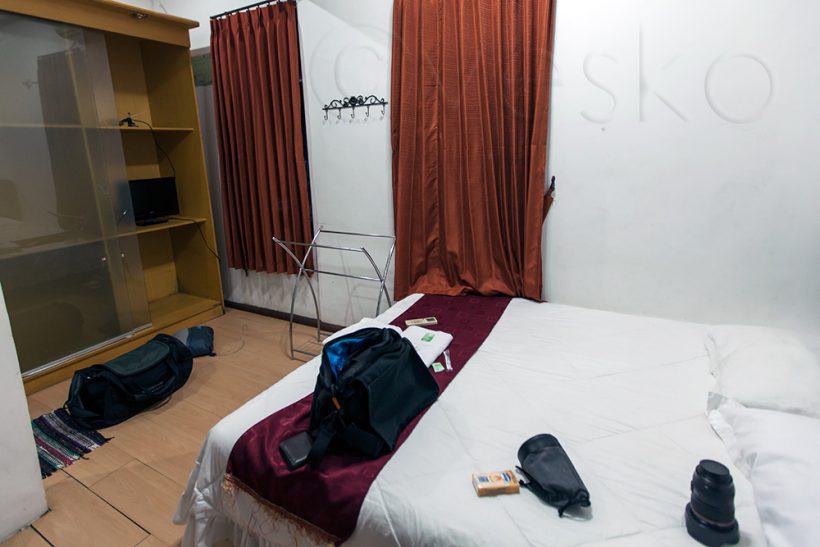 My very dismal room at Providence Homestay in Surabaya. It is not much, but I'm happy - my own man with everything I need.