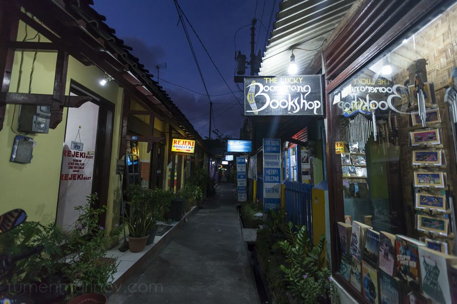 The Lucky Boomerang Bookshop.