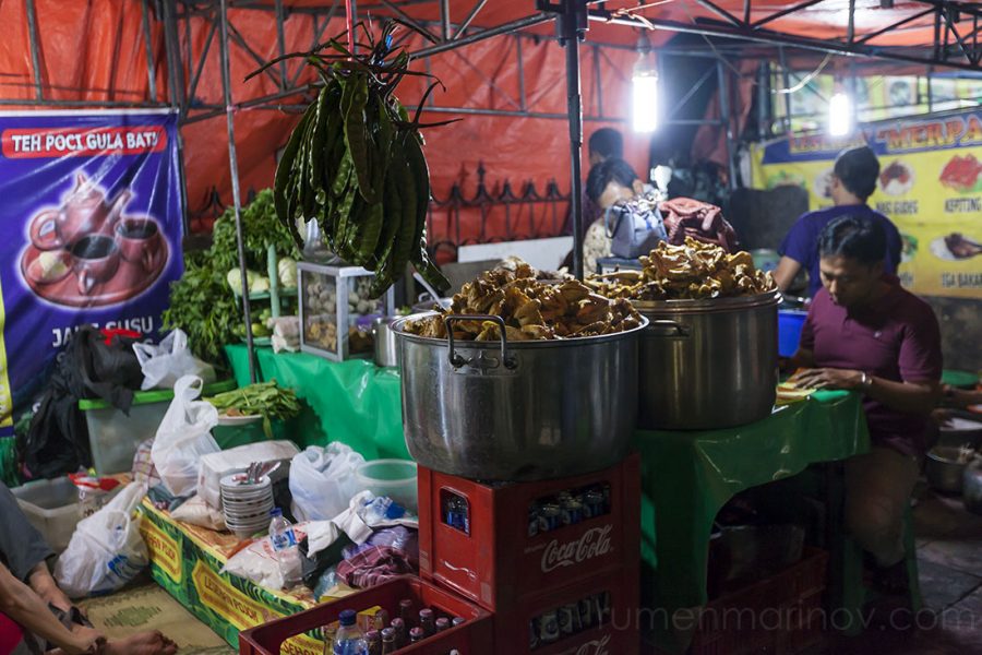 A lot of fried chicken, but no gudeg.