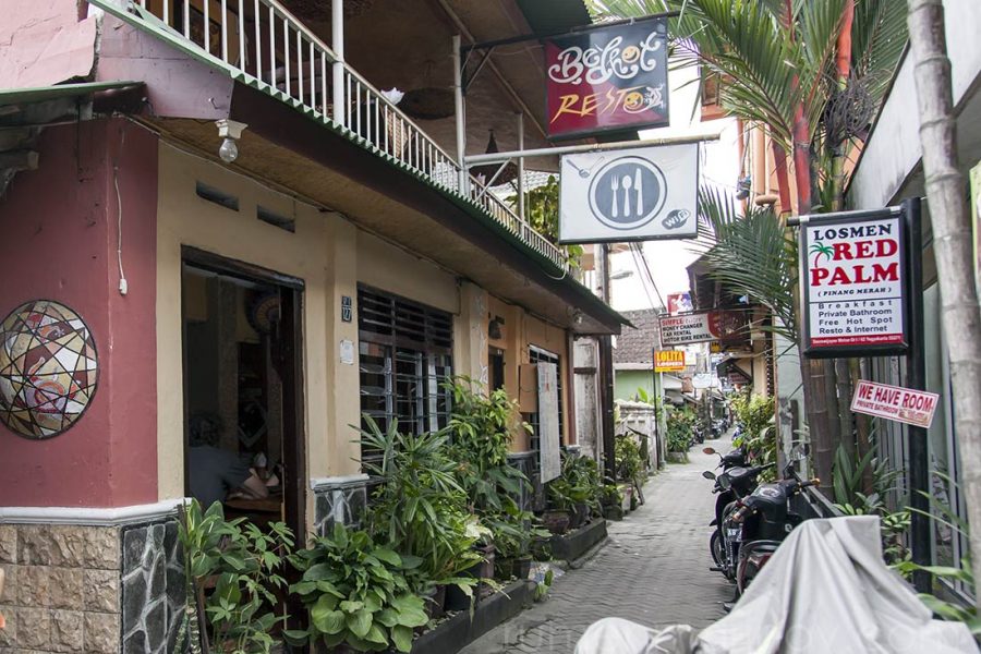 This is Bedhot Resto (a photo from the next day).