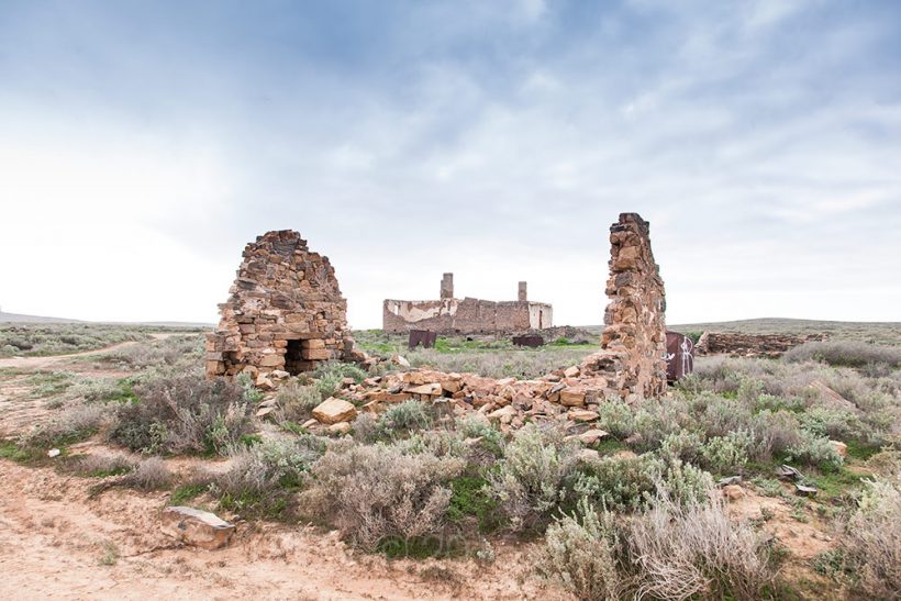 Waukaringa ruins.