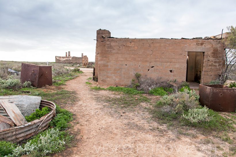 Waukaringa ruins.